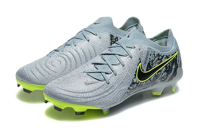 Nike Phantom GT Gris Vert Partie supérieure tricotée Lacets asymétriques Terrain ferme Chaussures de football 8