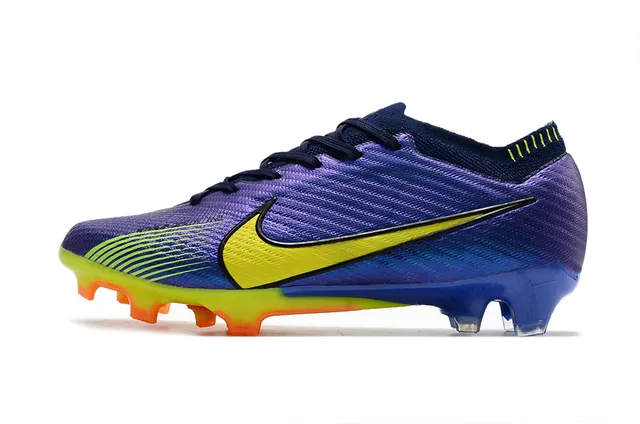 Nike Phantom GT Purple Blue Chaussures de football à col de chaussette bas pour surface ferme 7