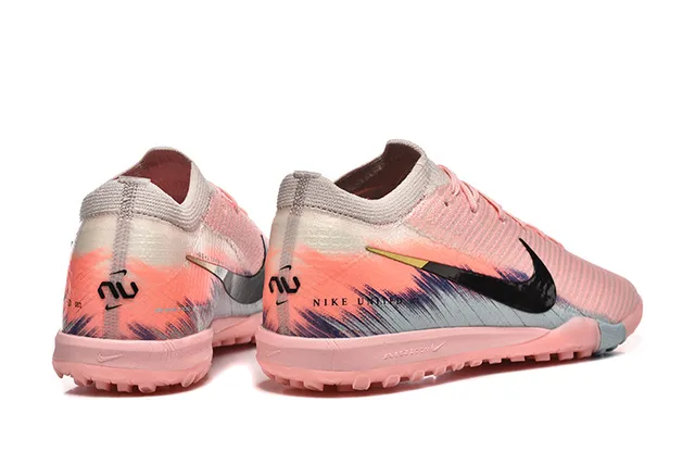 Nike Phantom GT Turf Rose Noir Coup de Pinceau Turf Chaussures de Football 5