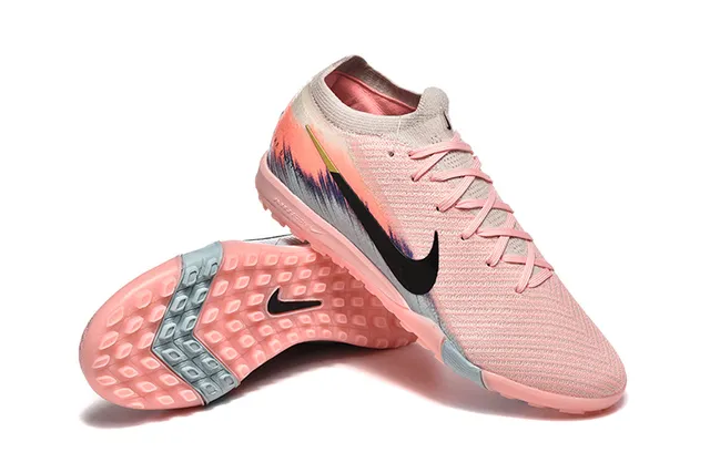 Nike Phantom GT Turf Rose Noir Coup de Pinceau Turf Chaussures de Football 7