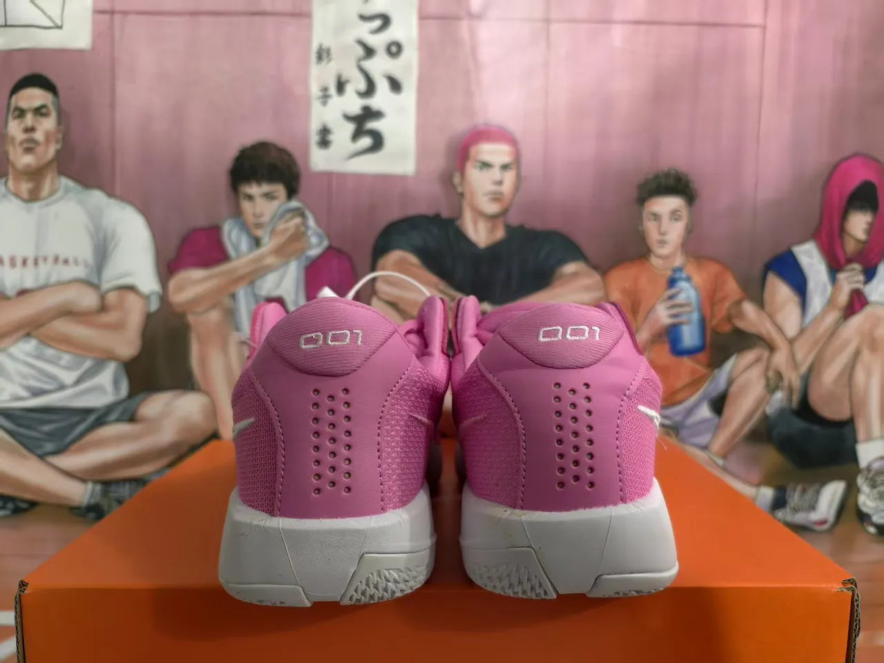 Nike Chaussures de basketball low-top en maille et synthétique rose et blanc 5