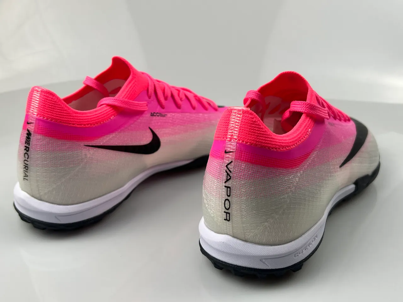 Nike Chaussures de football turf haut knit atomknit rose argent dégradé 2