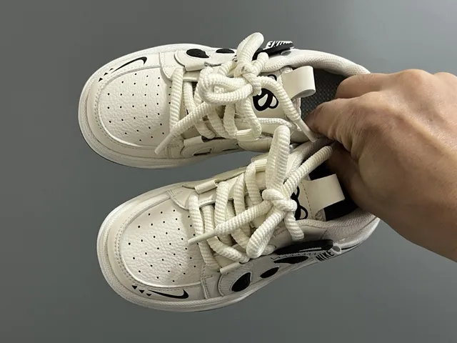 Nike Purple White Panda-Face Overlay Layered Synthetic Construction Chunky Sneakers 21