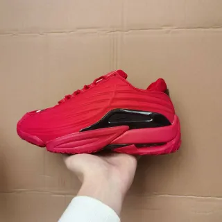 Nike Red and Black Sculpted Midsole Basketball Shoe