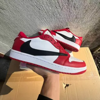 Nike Red Black Low-Top Leather Upper Lifestyle Sneakers