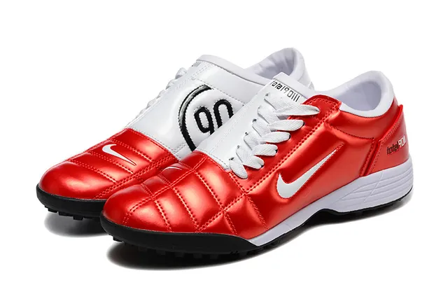 Nike Red White Glossy Synthetic Upper Quilted Panel Construction Turf Soccer Shoes 8