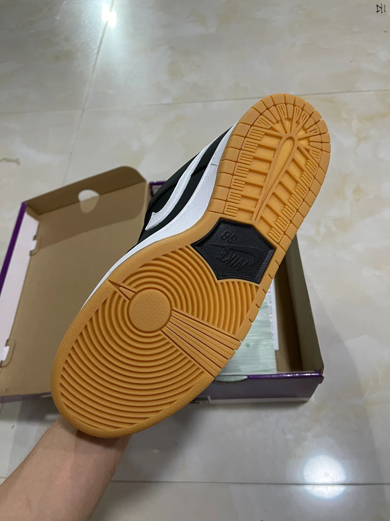 Nike SB Dunk Low Black White Gum Skateboard Shoes 6