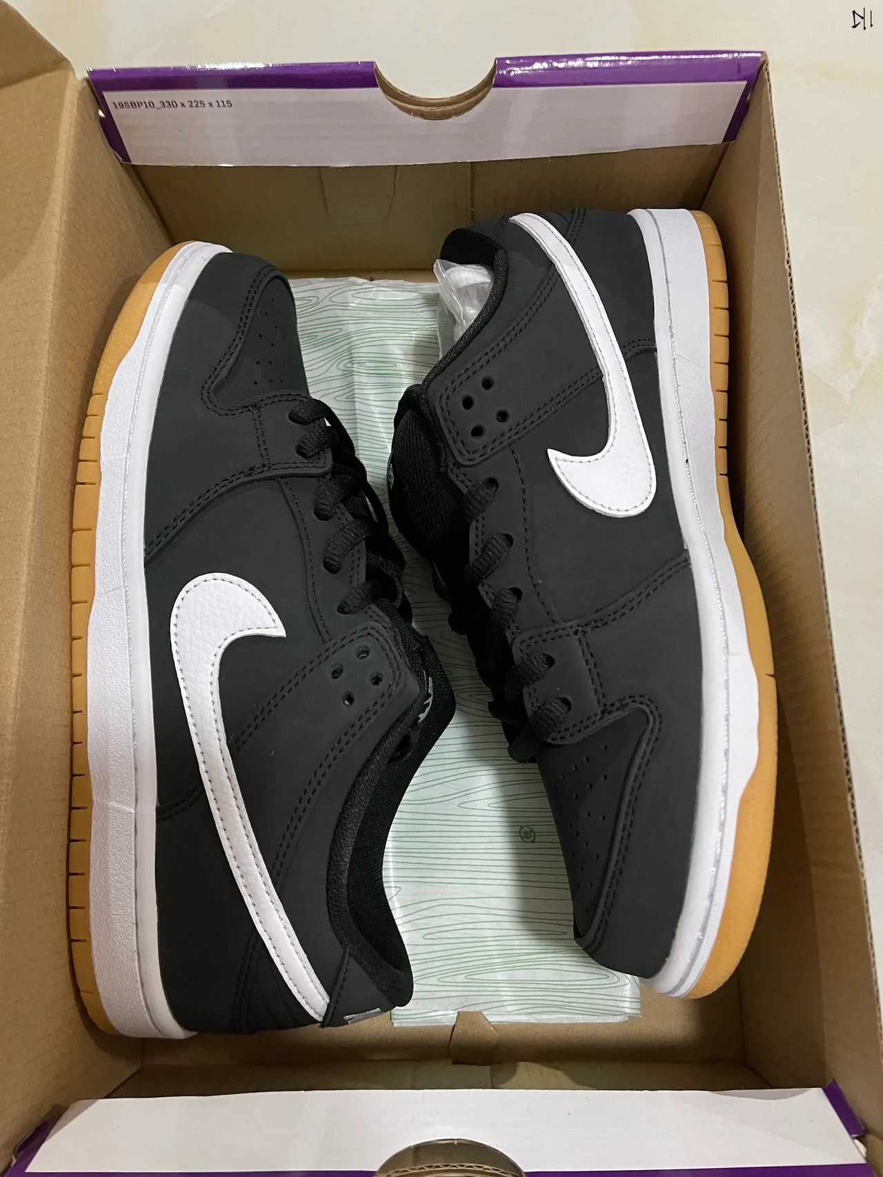 Nike SB Dunk Low Black White Gum Skateboard Shoes 8