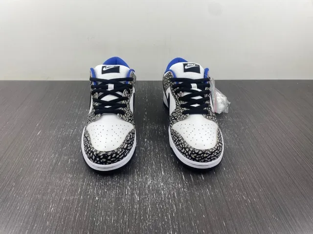 Nike SB Dunk Low Elephant Print Skateboard Shoes 3