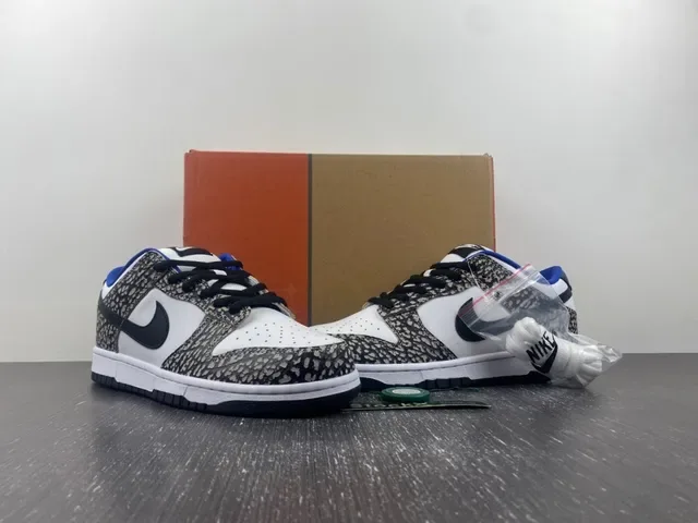 Nike SB Dunk Low Elephant Print Skateboard Shoes 13