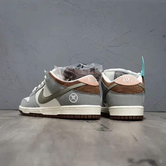 Nike SB Dunk Low Gray White Olive Skateboard Shoes 3