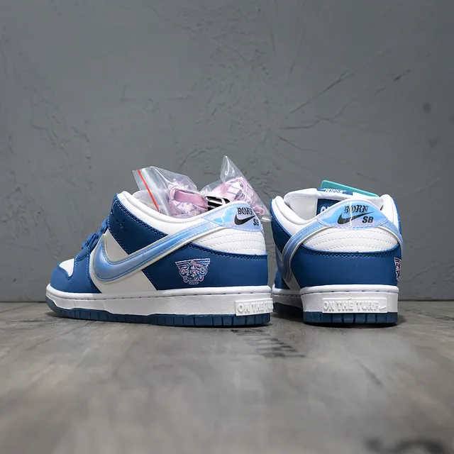 Nike SB Dunk Low White Royal Blue Skateboard Shoes 3