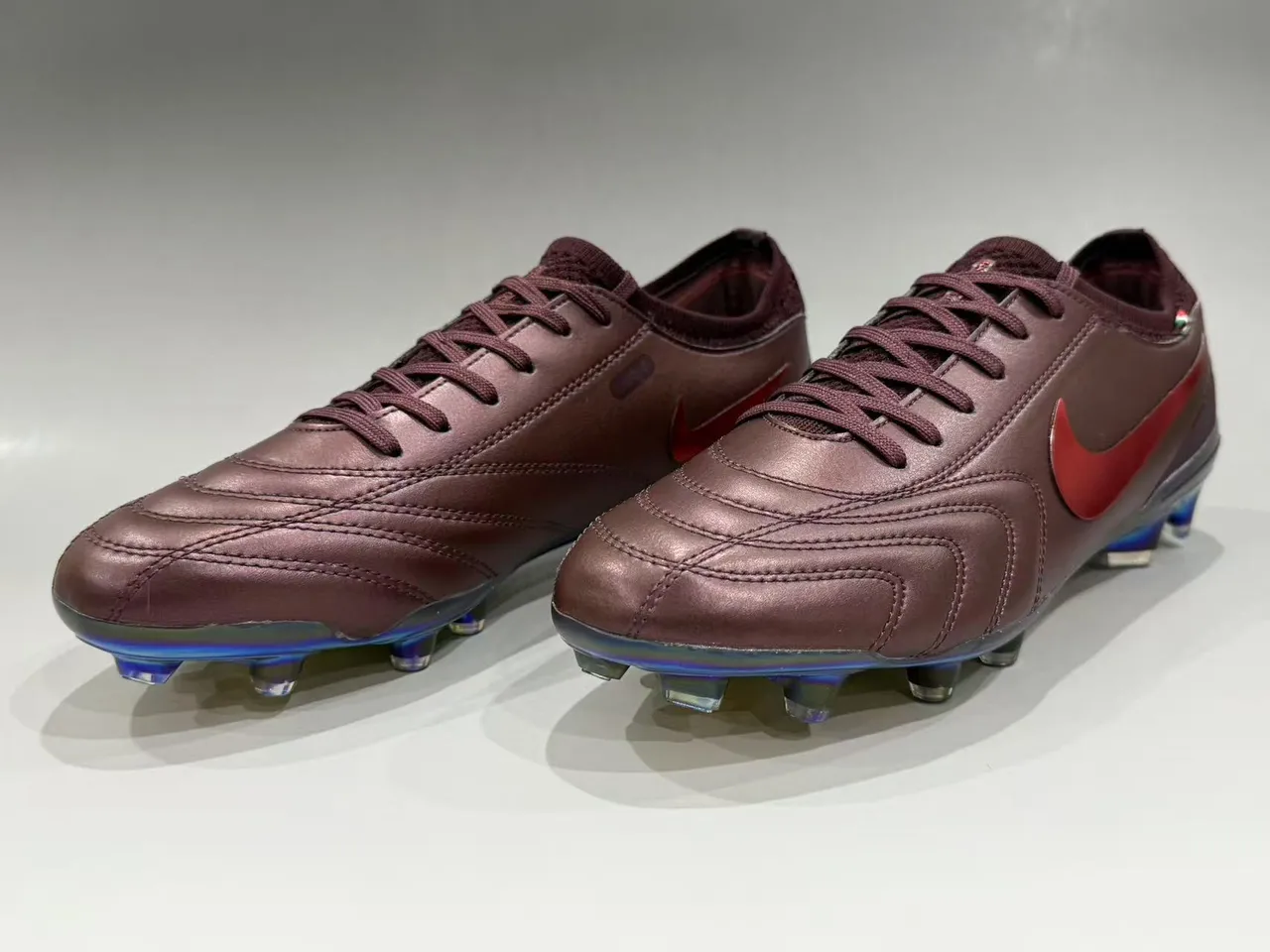 Nike Tiempo Legend Burgundy Red Iridescent Firm-Ground Soccer Shoes 7