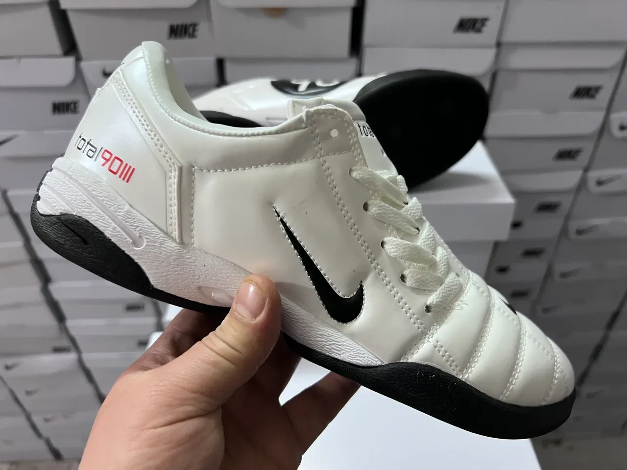 Nike Total 90 III Blanc Noir Rouge Chaussures de football indoor 5