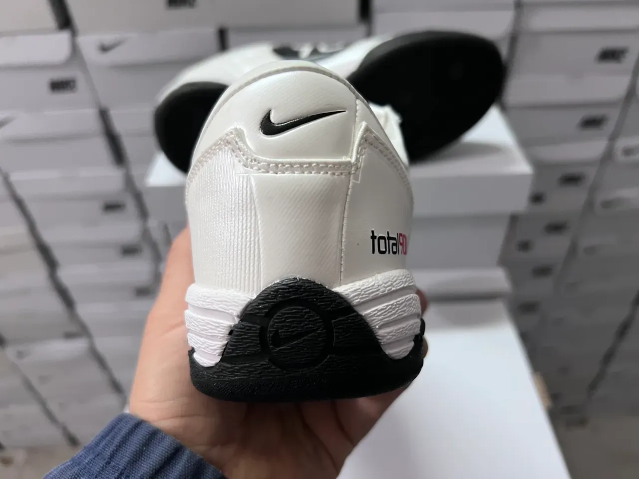 Nike Total 90 III Blanc Noir Rouge Chaussures de football indoor 8