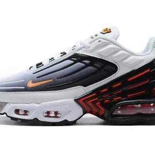 Nike White Black Layered Synthetic Mesh And TPU Upper Visible Tuned Air Cushioning Lifestyle Sneakers