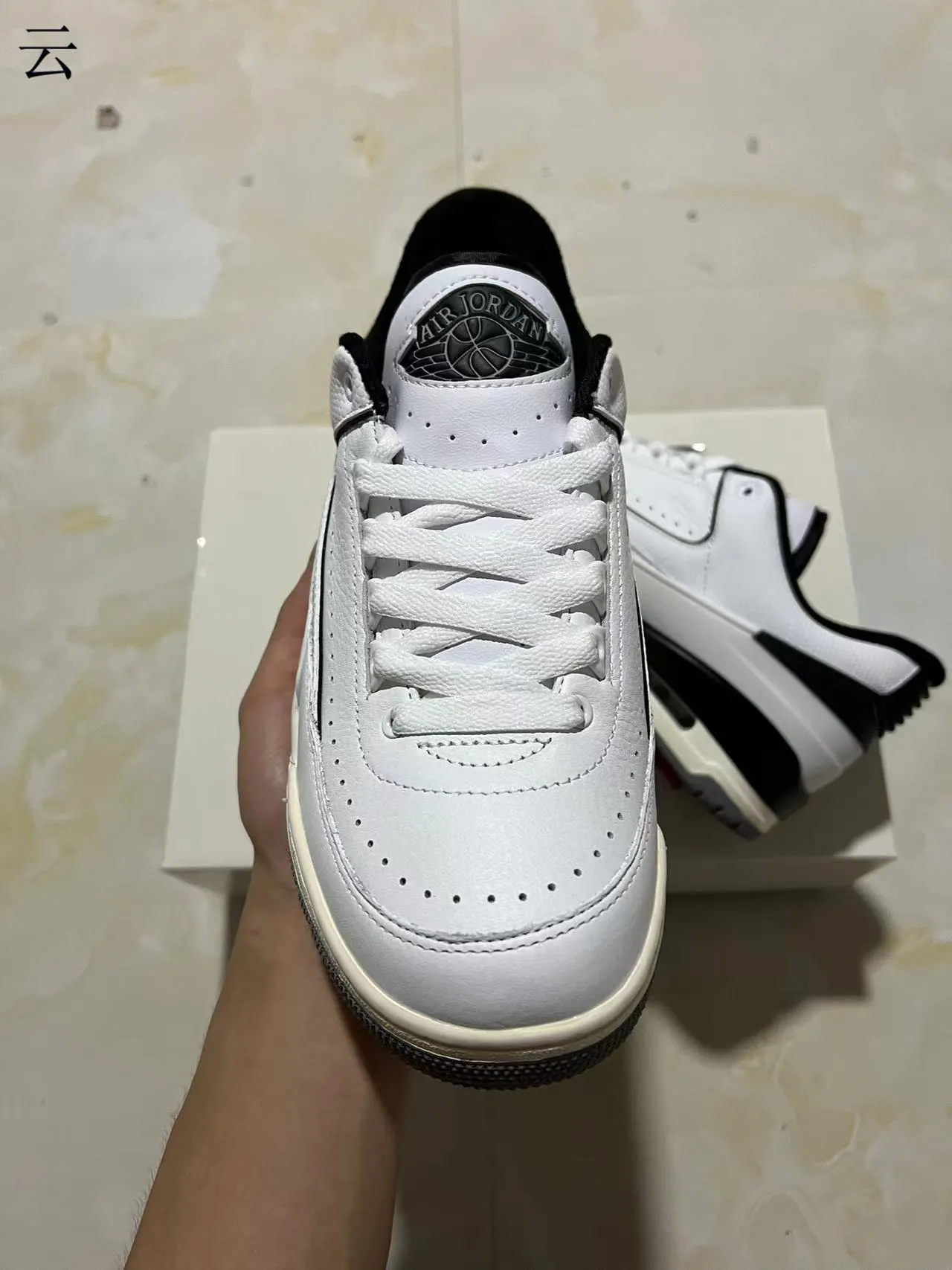 Nike White Black Low-Top Perforated Leather Upper Lifestyle Sneakers 3