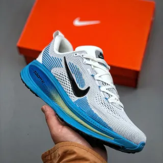 Nike White Blue Engineered Mesh Upper Gradient Midsole Running Shoes