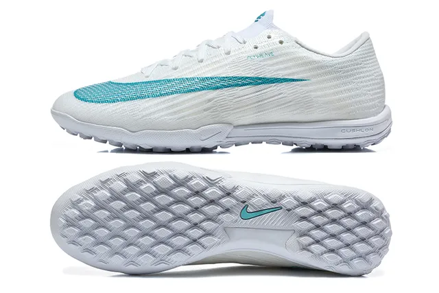Nike White Blue Flyknit Upper Low-Profile Silhouette Turf Soccer Shoes 9