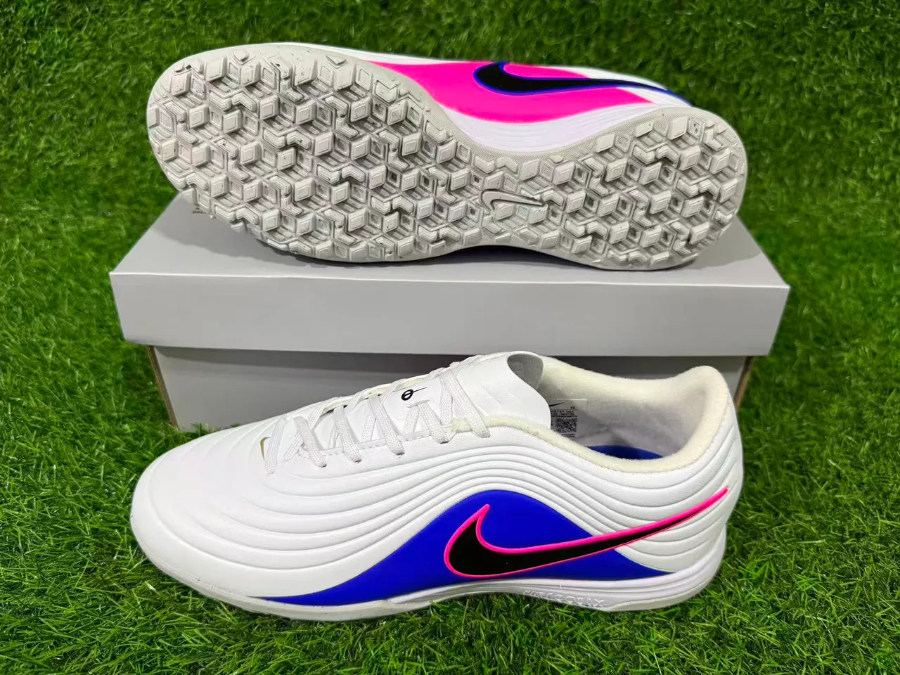 Nike Branco Azul Low-Cut Sintético Superior Ribbed Forefoot Overlay Turf Sapatos de Futebol para Gramado 5