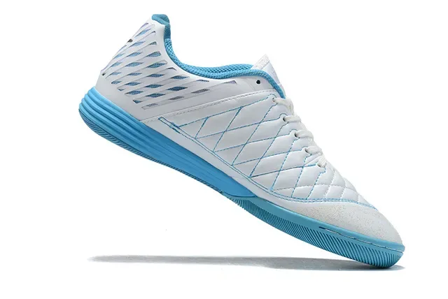 Nike White Blue Quilted Toe Cap Perforated Synthetic Cage Indoor Soccer Shoes 5