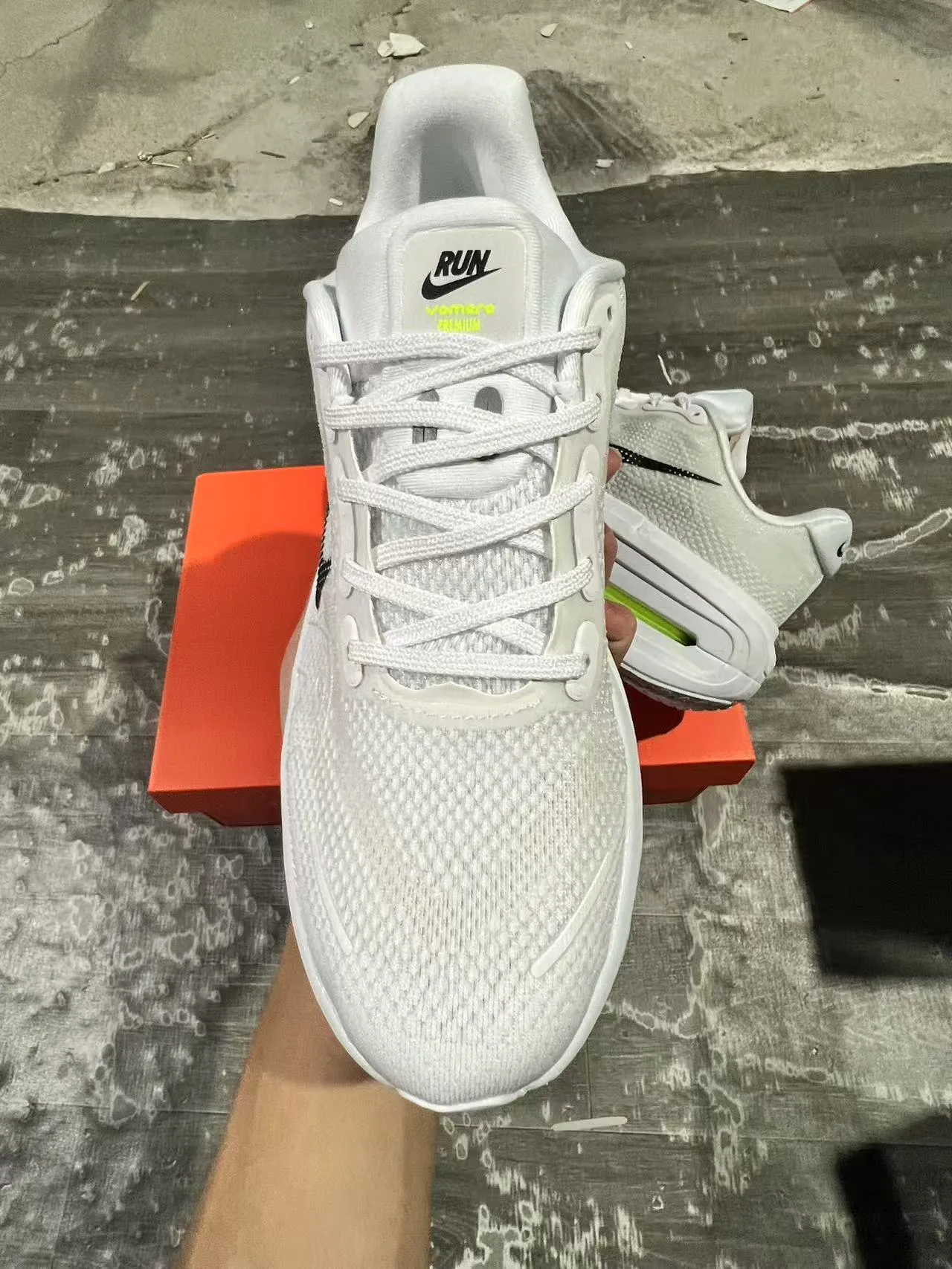 Nike White Green Mesh Upper Dual Visible Air Zoom Units Lifestyle Sneakers 3