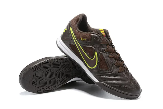 Nike Chaussures de football indoor cuir synthétique blanc navy low top 9