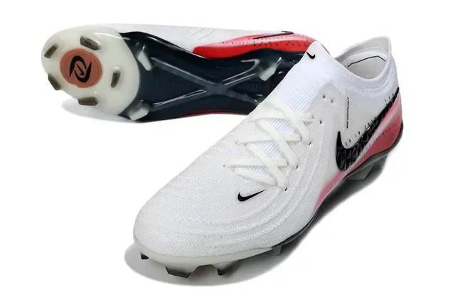 Nike Blanc Rouge Low-Cut Knit Bootie Geometric Swoosh Overlay Terrain Firme Chaussures de Football 4