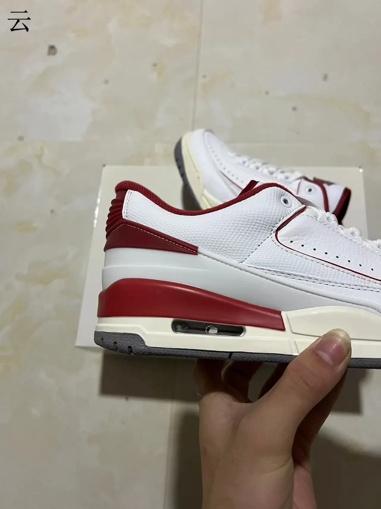 Nike White Red Low-Top Perforated Leather Upper Lifestyle Sneakers 7