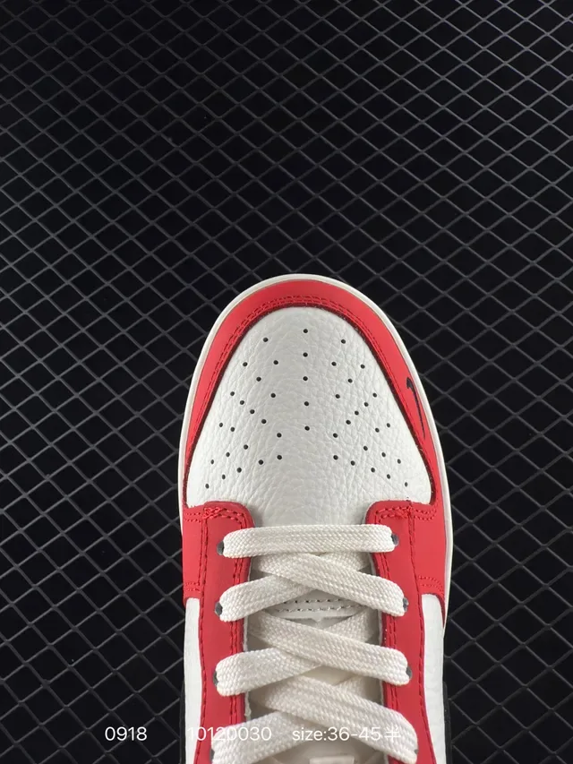 Nike x Off-White Dunk Low Red White Black Lifestyle Sneakers 2