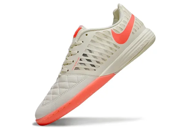 Nike Yellow Black Low-Top Synthetic Upper Sneakers 9