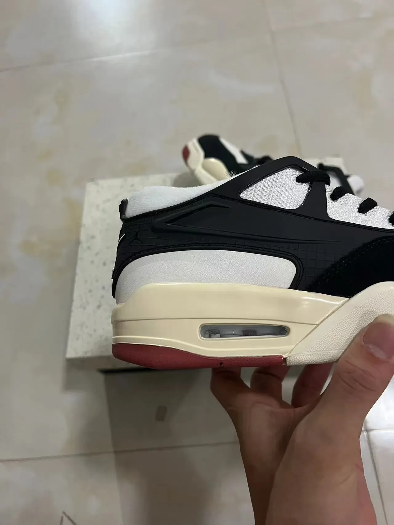 Nike Zoom 2K Preto Branco Creme Vermelho Tênis Chunky 7