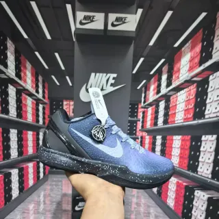 耐克 Zoom Kobe VI Protro 蓝紫色斑点篮球鞋