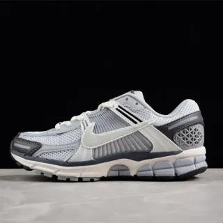 Nike Zoom Vomero 5 浅灰 深灰 跑鞋