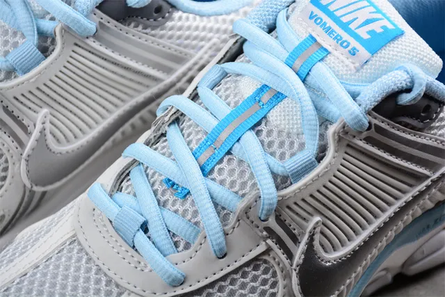 Nike Zoom Vomero 5 White Light Blue Running Shoes 7