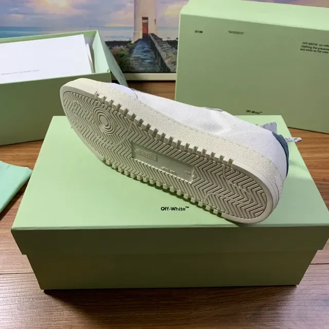 Off-White Arrow Blue Canvas Upper Diagonal Logo Lifestyle Sneakers 2