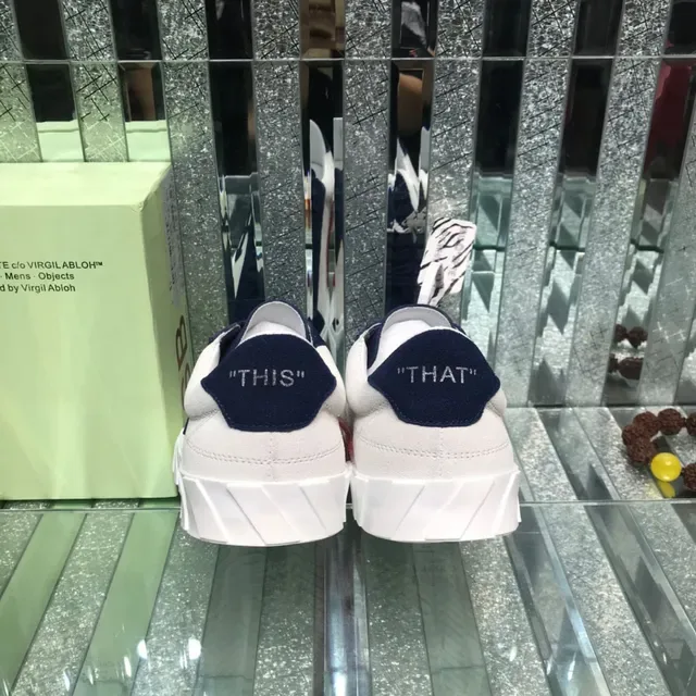 Off-White Arrow Navy Color-Blocked Suede And Leather Upper Lifestyle Sneakers 3