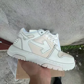 Off-White Beige Logo Flèche Diagonale Couture Contraste Topstitching Sneakers Lifestyle