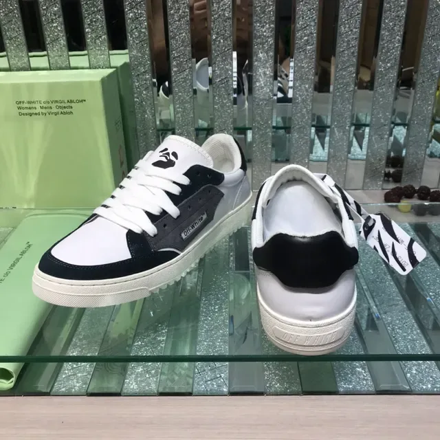 Off-White Black Low-Top Panelled Construction Lifestyle Sneakers 3