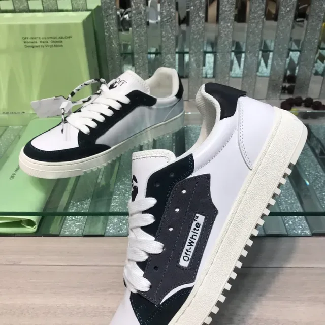 Off-White Black Low-Top Panelled Construction Lifestyle Sneakers 5