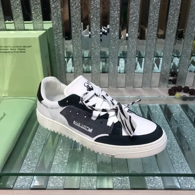 Off-White Black Low-Top Panelled Construction Lifestyle Sneakers 8