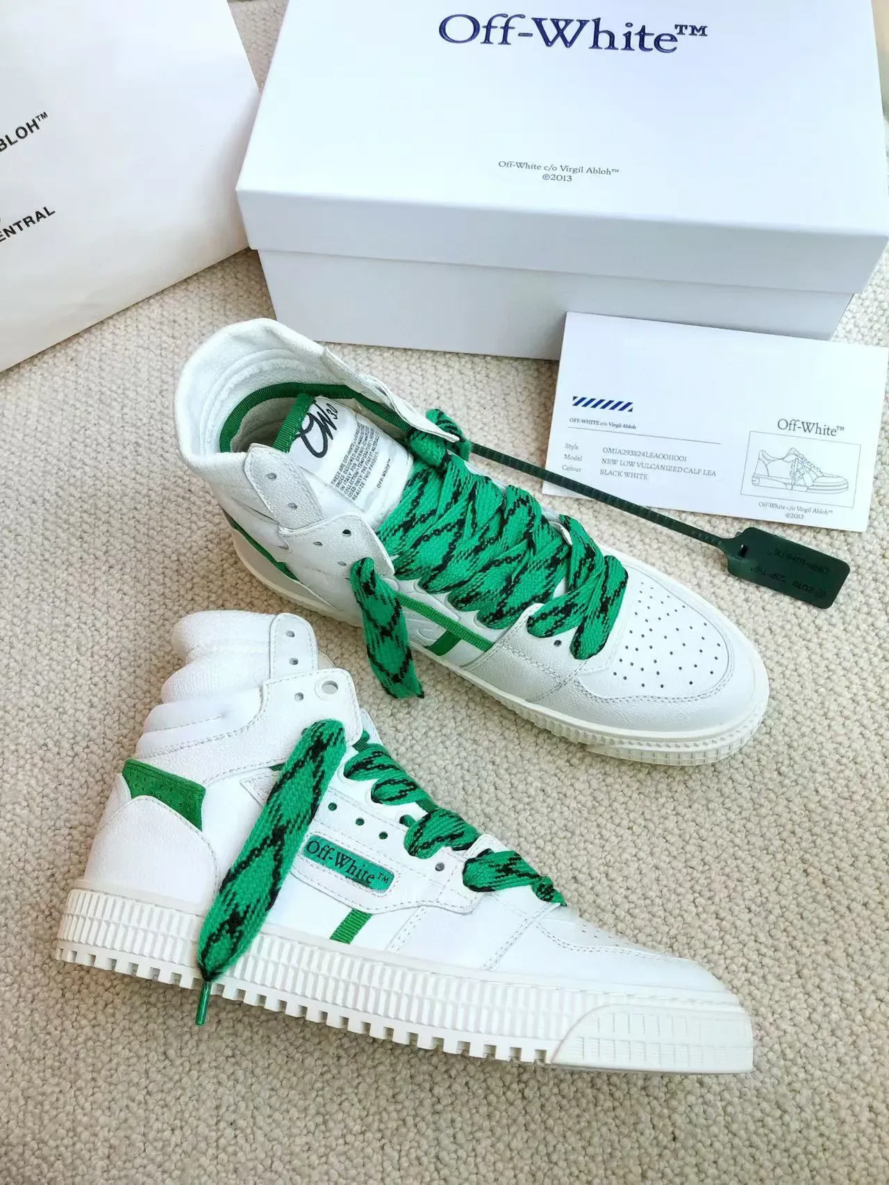 Off-White New Low Vulcanized White Green Lifestyle Sneakers 5