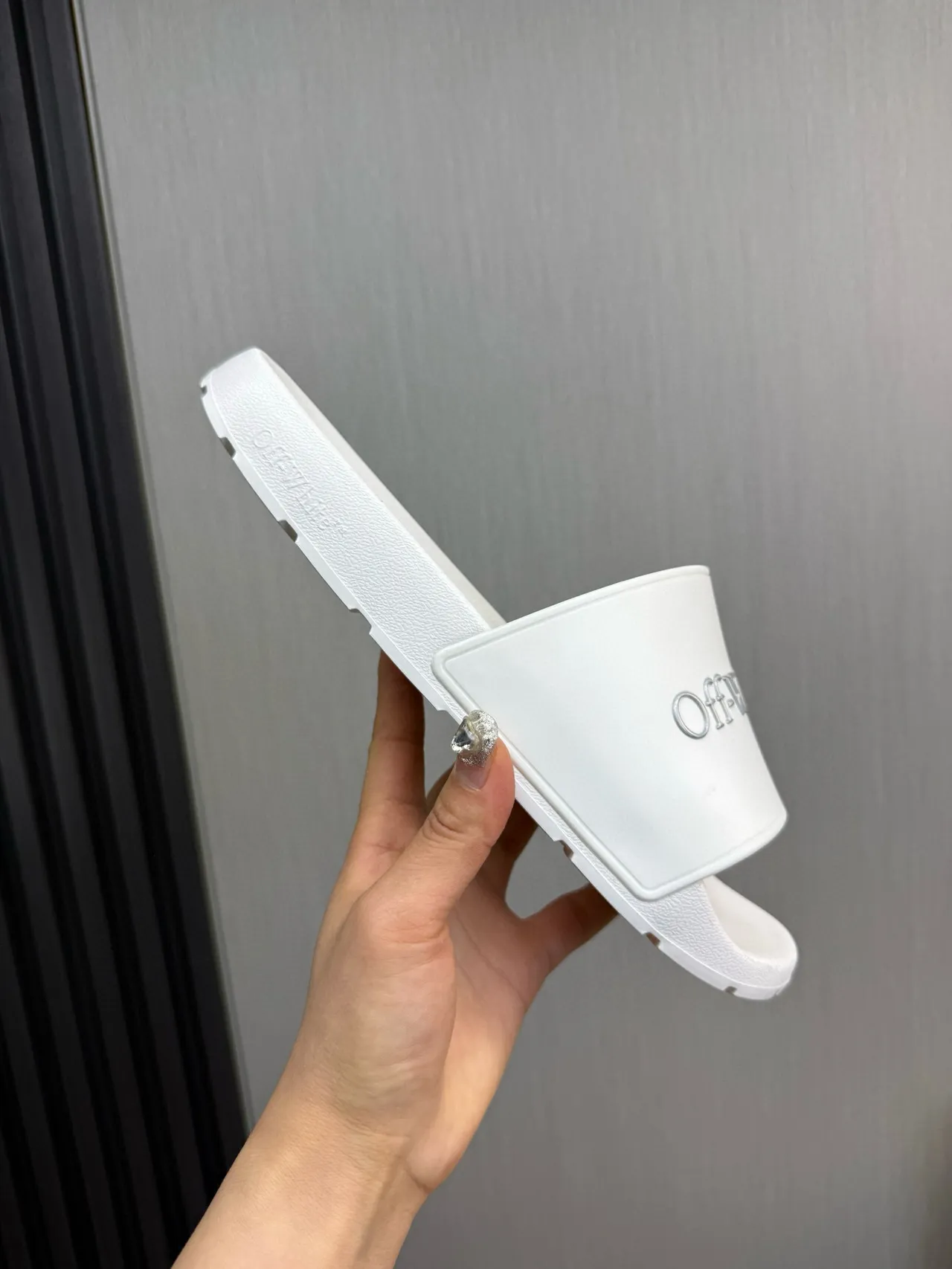 Off-White Slide সাদা মোল্ডেড রাবার চপ্পল 7