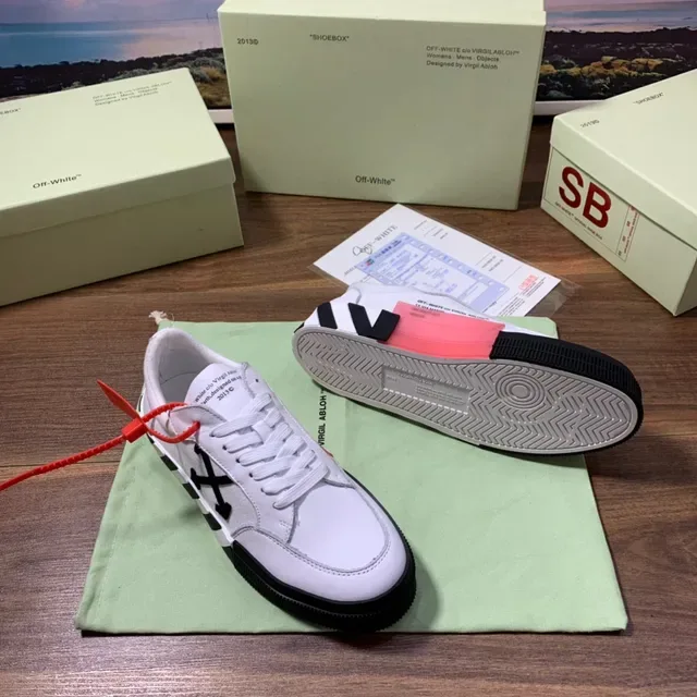 Off-White The Ten Black Low-Top Platform Diagonal Striped Midsole Lifestyle Sneakers 6