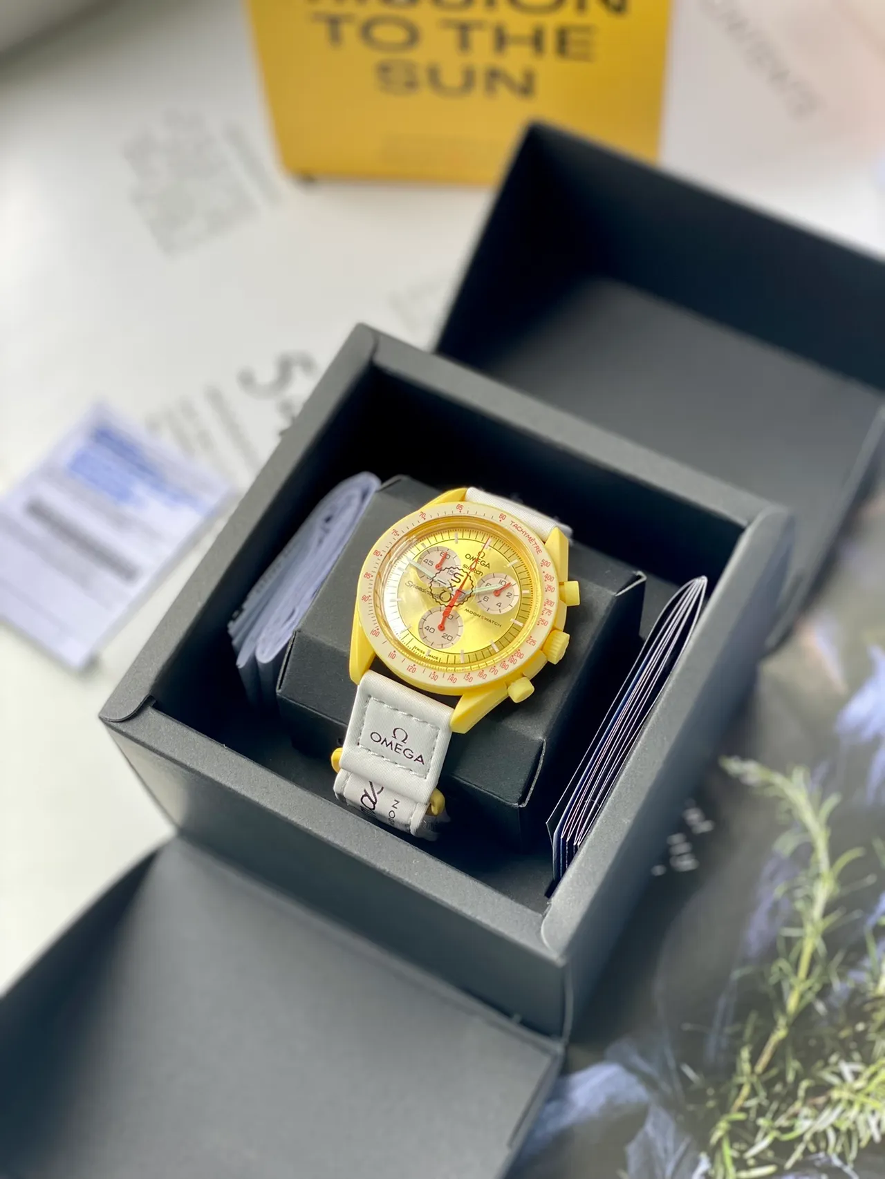 Omega Speedmaster Moonwatch Yellow Chronograph Mechanical Watch 8