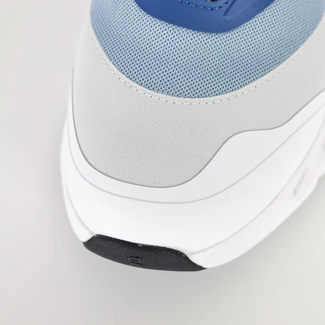 On Cloud Gris Bleu Semelle sculptée Maille et superposition synthétique Construction Chaussures lifestyle 5
