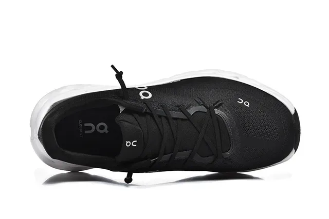 On Cloudmonster Tênis Running Preto e Branco 2