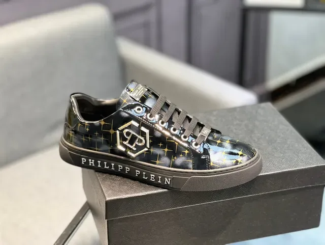 Philipp Plein Black Gold Glossy Patent Upper Starburst Print Lifestyle Sneakers 5