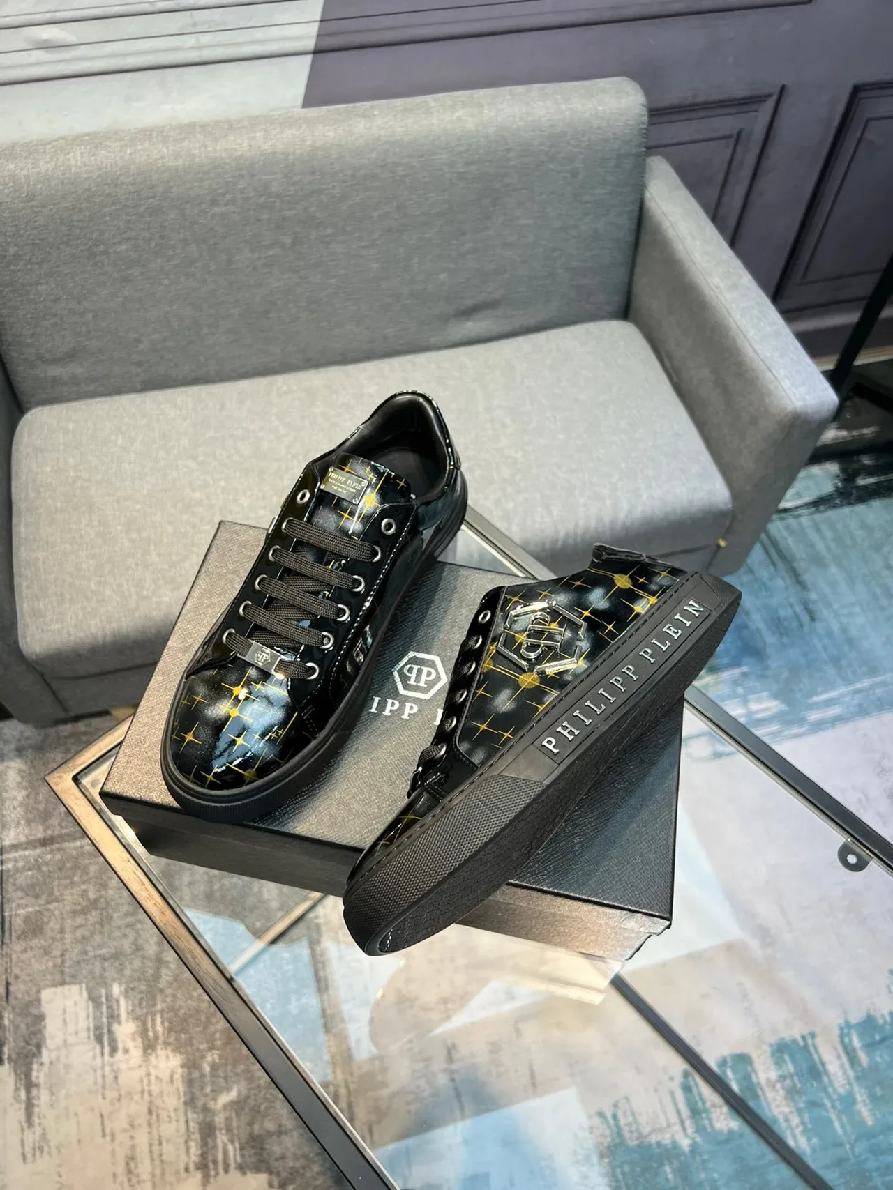 Philipp Plein Black Gold Glossy Patent Upper Starburst Print Lifestyle Sneakers 7