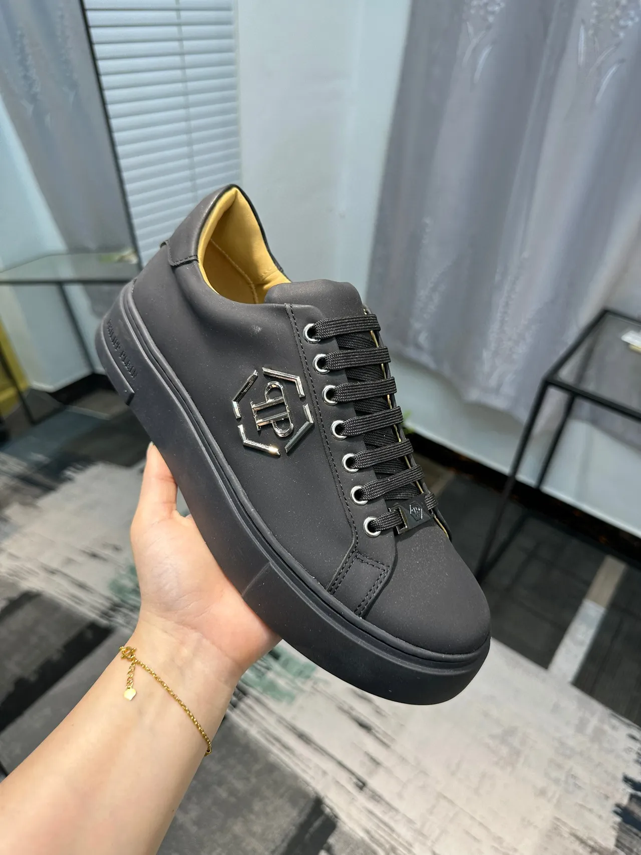 Philipp Plein Noir Jaune Cuir Supérieur Logo PP Hexagonal Métallique Chaussures Lifestyle 7